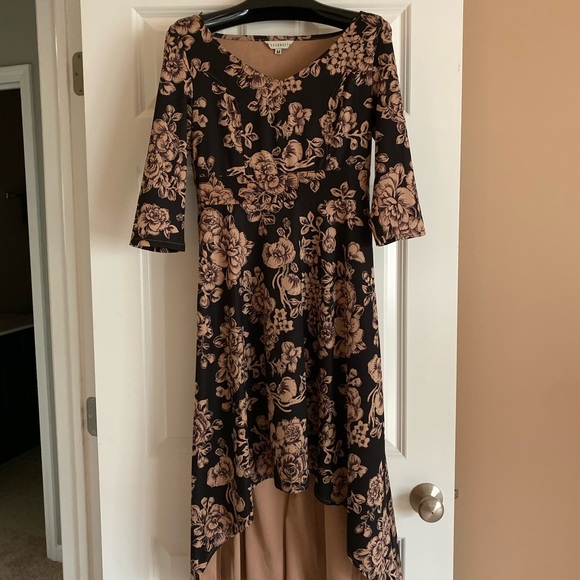 COPY - COPY - Susongeth floral dress - Picture 4 of 7